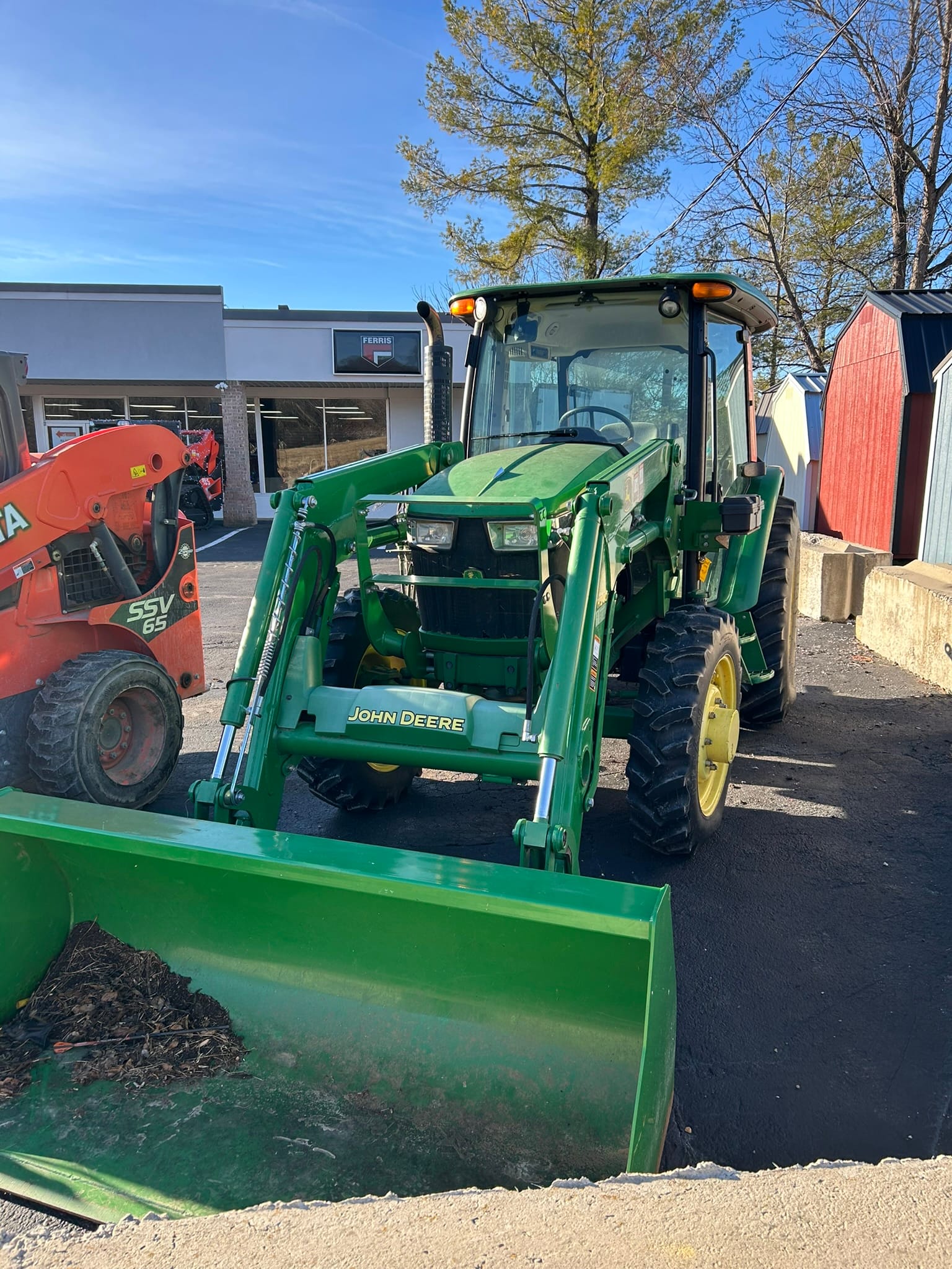John Deere 5075E