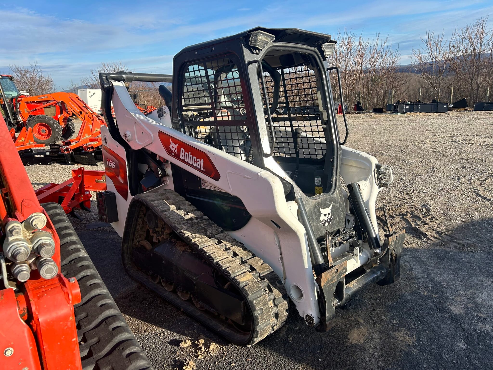 Bobcat T66