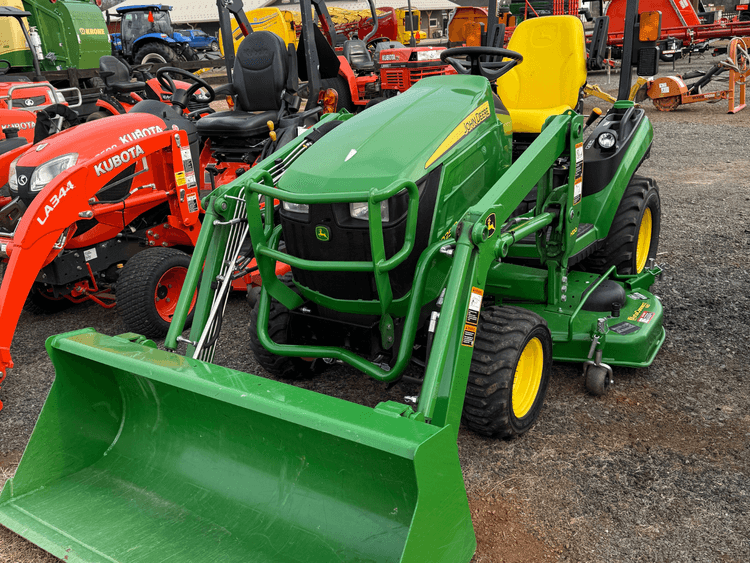 John Deere 1025R