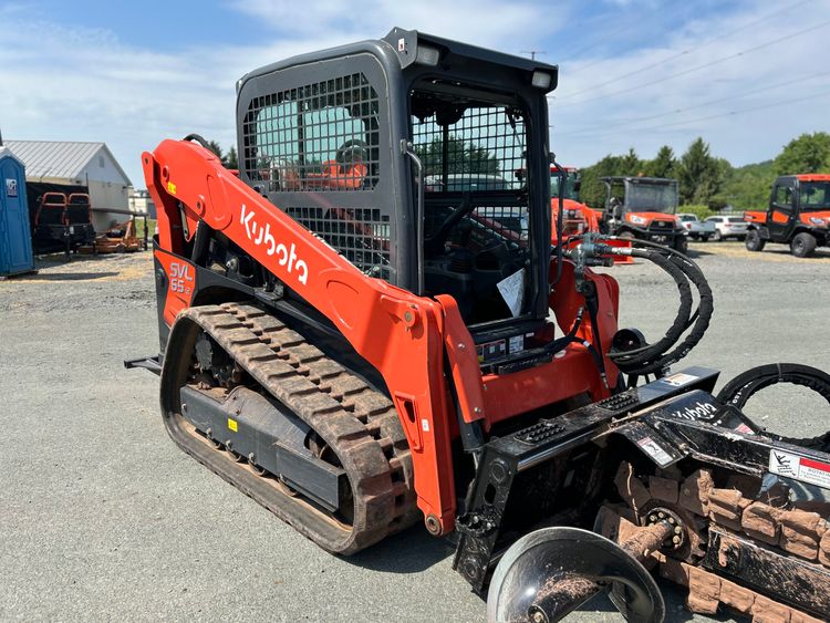 Kubota SVL65-2