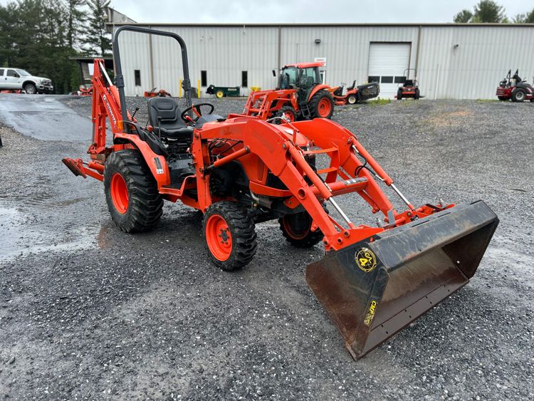 Kubota B3350SUHD
